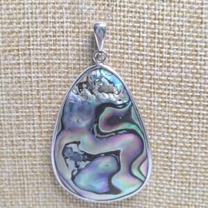 Vintage ATI Mexico 925 Sterling Silver Iridescent Abalone Shell Pendant Necklace